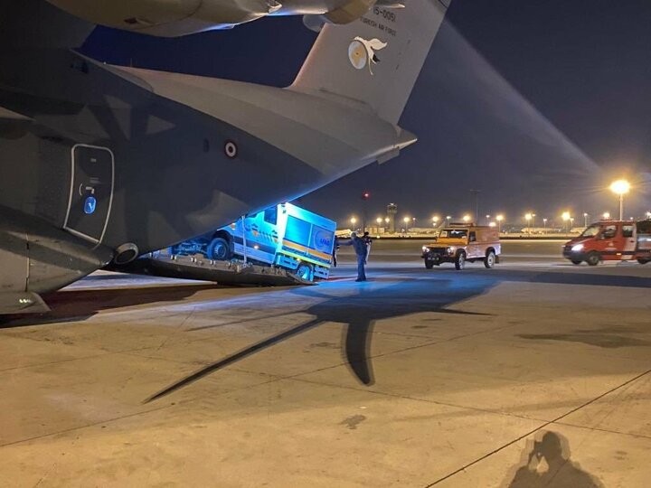 TSK uçakları tüm gece İstanbul, Ankara ve Elazığ arasında mekik dokudu