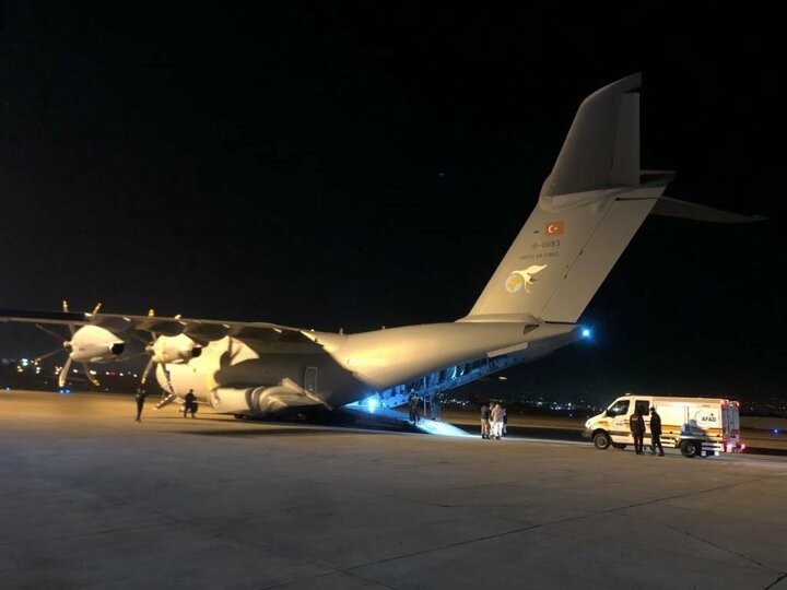 TSK uçakları tüm gece İstanbul, Ankara ve Elazığ arasında mekik dokudu