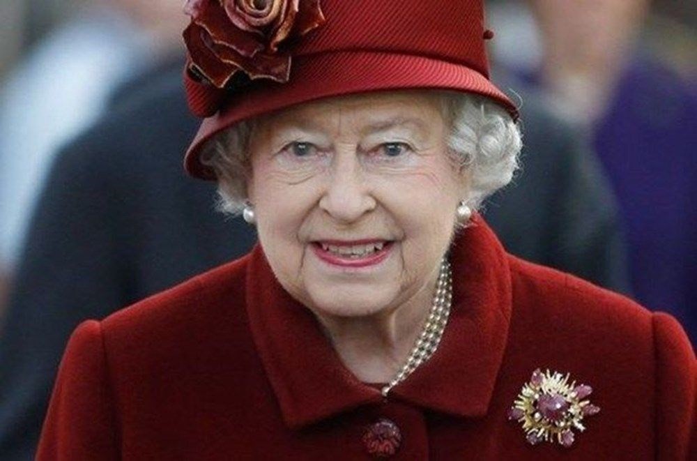 Kraliçe Elizabeth 200 bin lira maaşla yatılı temizlik personeli arıyor
