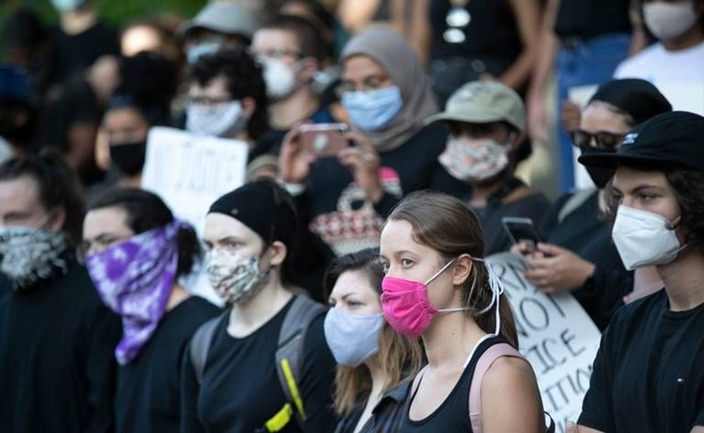 ABD’lilerin maske takması 130 bin kişinin hayatını kurtarabilir
