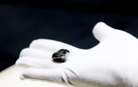 Çin'de 88 karatlık siyah elmas sergilenecek