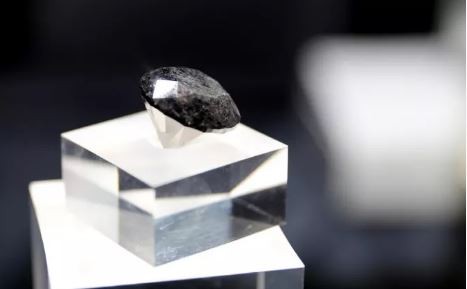 Çin'de 88 karatlık siyah elmas sergilenecek