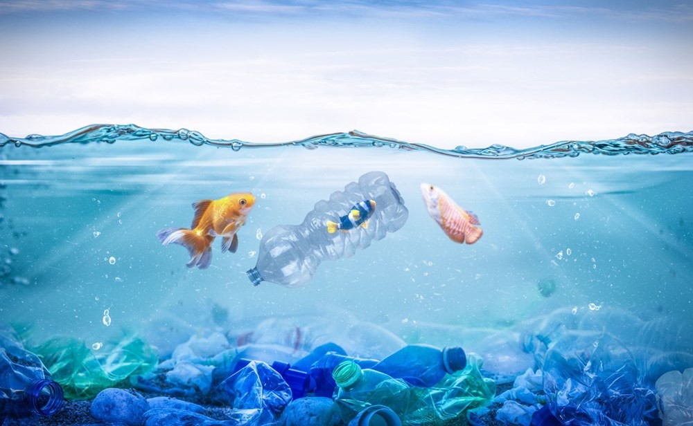 Okyanusların dibinde 14 milyon tondan fazla çöp var