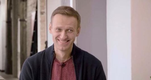 Zehirlenen Rus muhalif Navalny ilk kez kameraların karşısında!