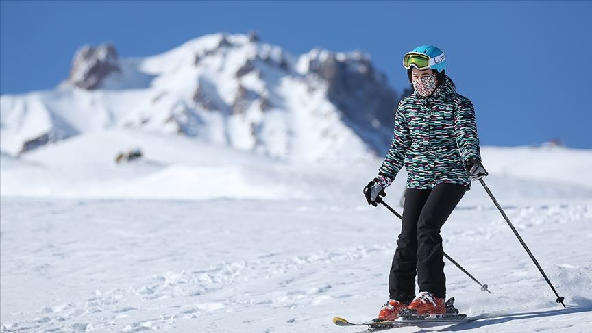 Dünyanın en iyi kayak merkezleri açıklandı: Türkiye listede yok