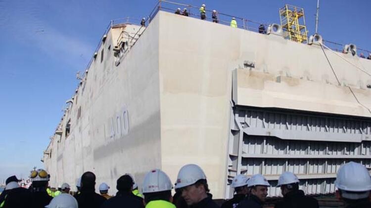 Türkiye'nin ilk uçak gemisi TGC Anadolu gün sayıyor