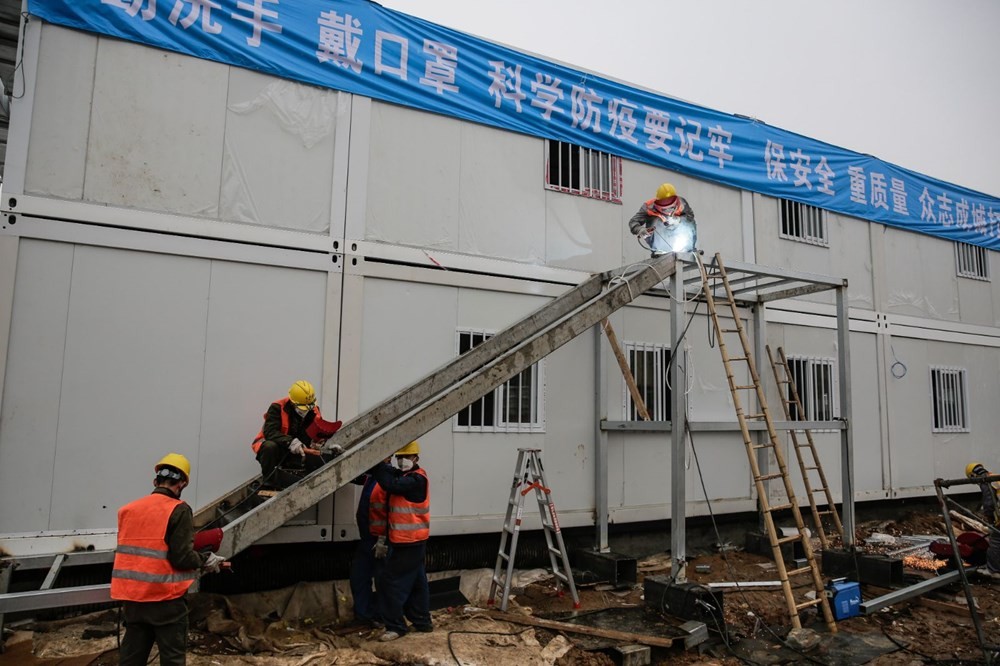 Çin'de koronavirüs hastanesi açıldı! 10 günde tamamlandı