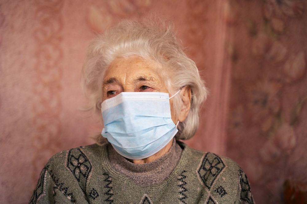65 yaş üstü vatandaşlar virüsten korunmada etkili 19 öneri