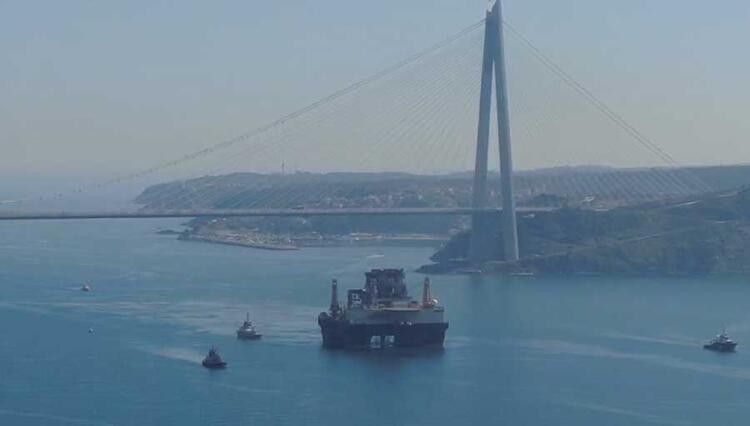 Dev petrol arama platformu İstanbul Boğazı'ndan geçiyor