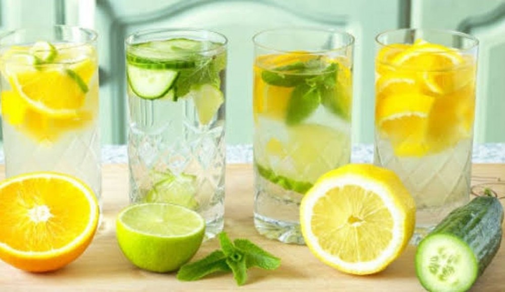 Vücuda etkisi inanılmaz! 1 ay boyunca limonlu su içerseniz...