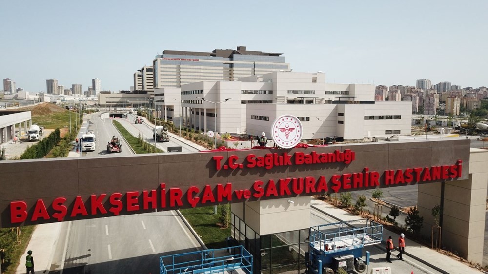 Başakşehir Çam ve Sakura Şehir Hastanesi açıldı