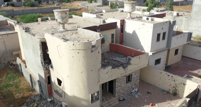 Hafter milislerinin Trablus'ta yol açtığı yıkım havadan görüntülendi