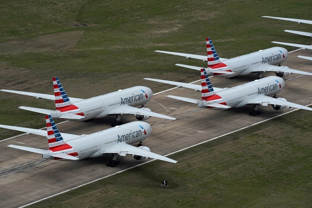 American Airlines 3,5 milyar dolar nakit kaynak arıyor