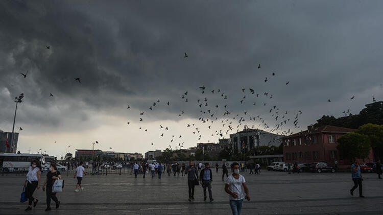 İzmir ve Bursa'nın ardından İstanbul'da da başladı! Süper hücre uyarısı