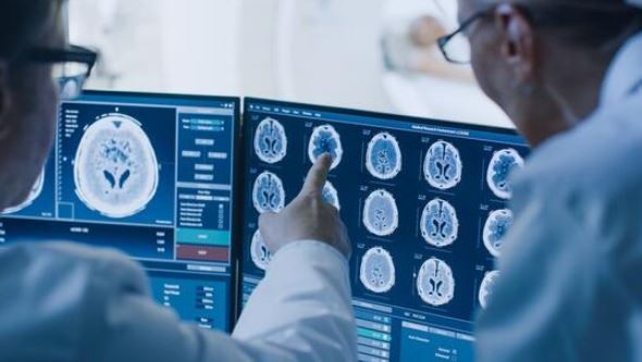 Bilim insanlarından yeni uyarı: Korona virüs bağlantılı beyin hasarı