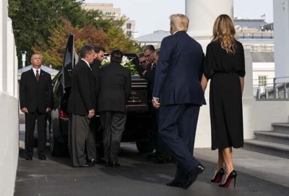 Trump’ın kardeşine Beyaz Saray’da özel cenaze töreni
