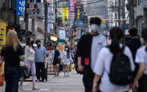 Güney Kore'de alarm: Yeni ve daha tehlikeli bir dalgayla karşı karşıyayız