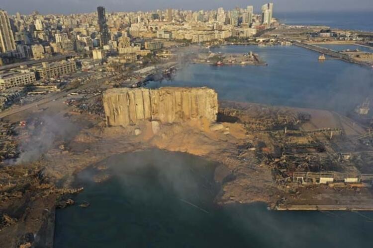 Beyrut'taki patlamanın görüntüleri ortaya çıktı!