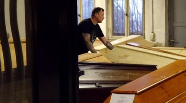 Almanya'da korkutan tablo! Krematoryumlar cesetlerle doldu