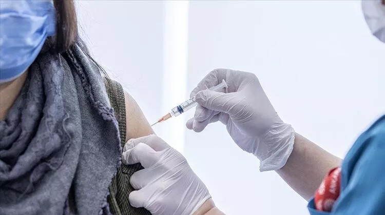 Umutla beklenen haber geldi: 'Süper aşı' hamlesi!