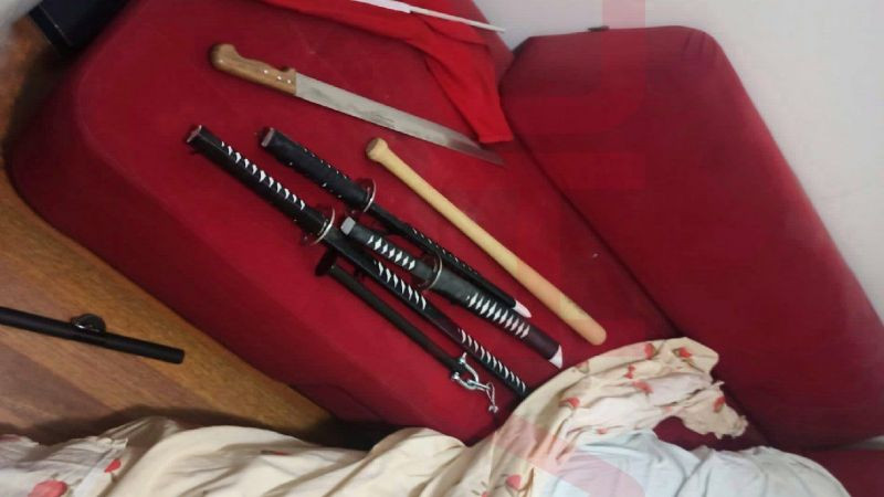 Samuray kılıçlı katilin evinde kılıç koleksiyonu bulundu