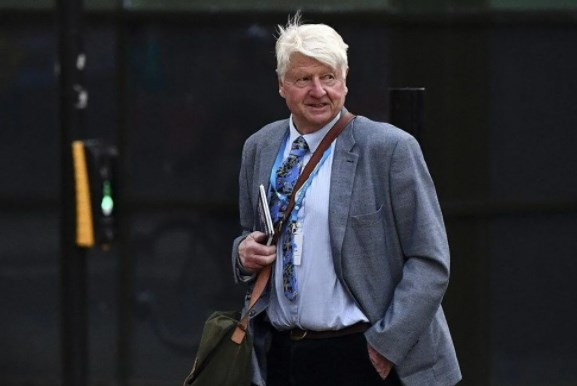 Boris Johnson’ın babasına taciz suçlaması