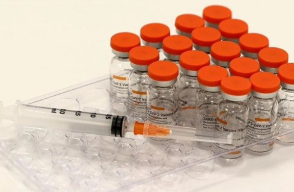Üçüncü dozda hangi aşı, Kovid-19'a karşı ne kadar koruyor?