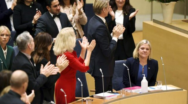 İsveç'te bir ilk: Magdalena Andersson ülkenin ilk kadın başbakanı oldu