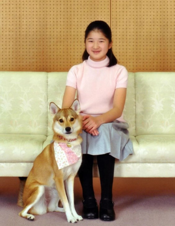 Japonya Prensesi Aiko kraliyet görevlerine başlıyor
