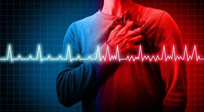 Bu belirtileri ihmal etmeyin: Kalbiniz alarm veriyor olabilir!