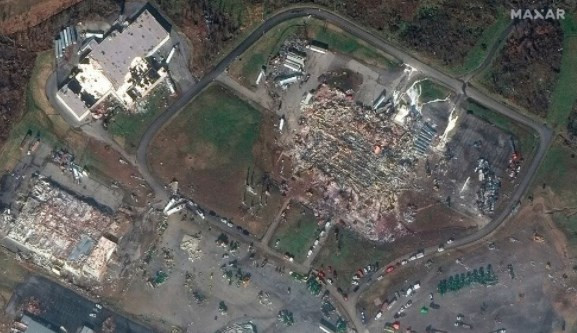Uydu fotoğrafları, ABD'de yaşanan hortum felaketinin boyutlarını gözler önüne ser
