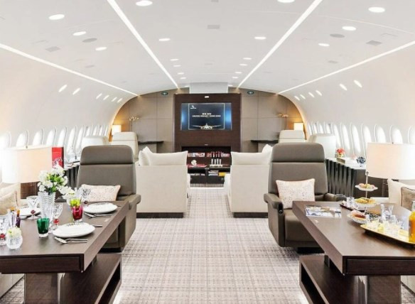 Roman Abramovich dünyanın en pahalı uçağını satın aldı