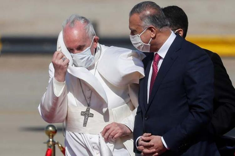 Tarihi ziyaret! Papa Francis Bağdat'ta