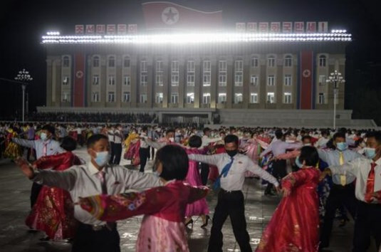Kuzey Kore'de 'Güneşin Günü' kutlamaları yapıldı