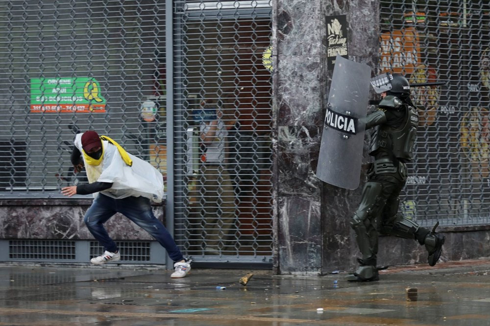 Kolombiya'da hükümet karşıtı protestolarda ölü sayısı 42'ye çıktı