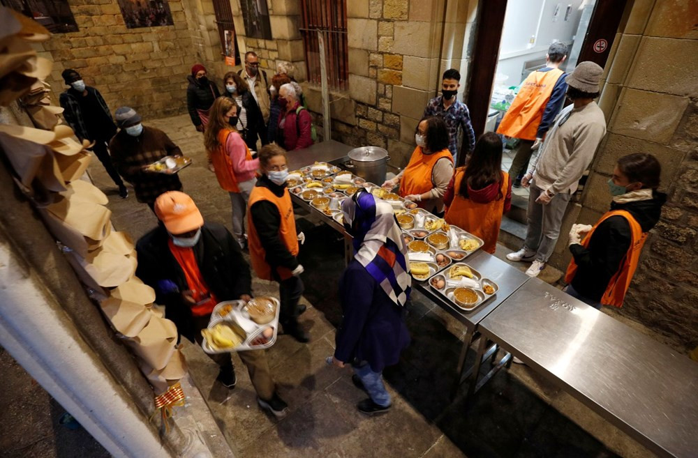 İspanya’da Katolik kilisesi Müslümanlara iftar için kapılarını açtı