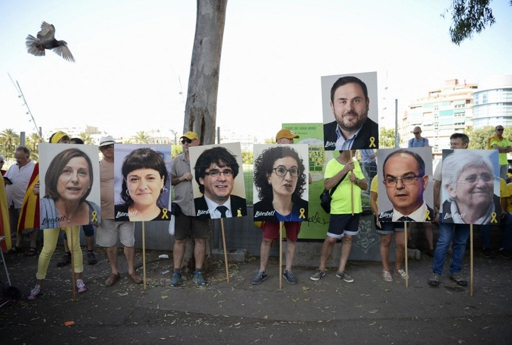 İspanya'da Katalan siyasetçiler için kısmi af kararı