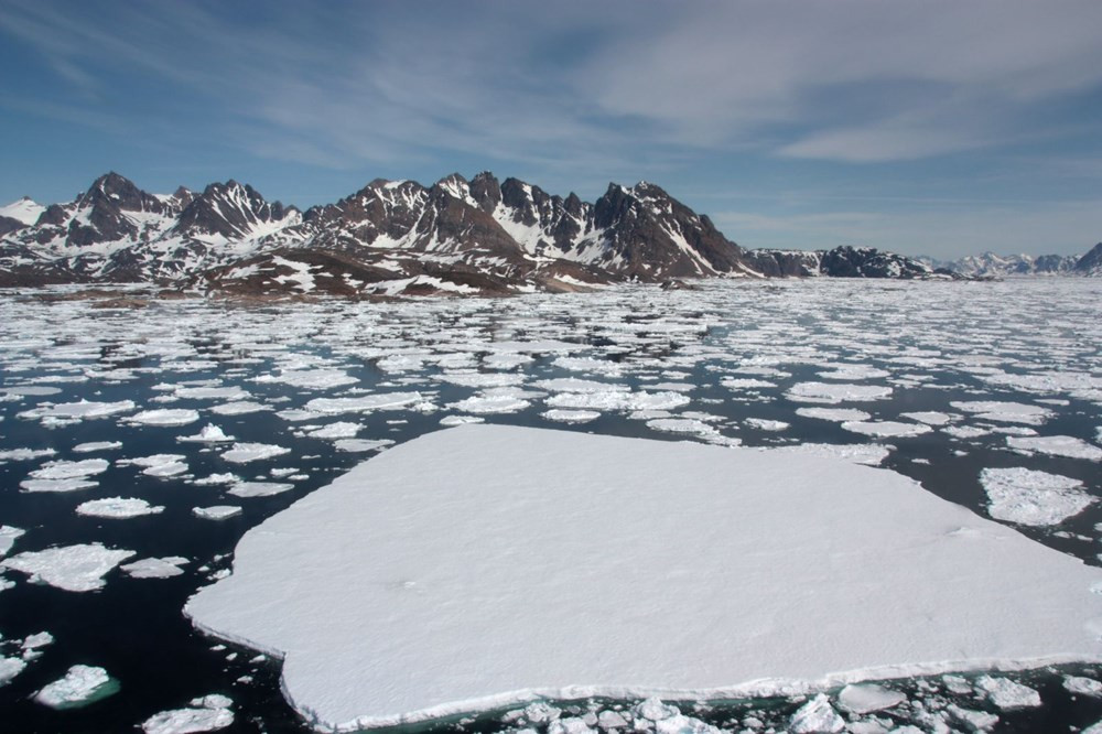 Bilim insanlarından 2040 uyarısı: Kuzey Kutbu deniz buzu iki kat hızlı eriyor