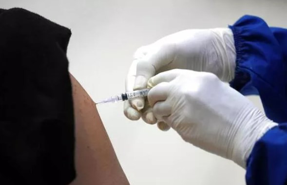 BioNTech 100 gün içinde yeni korona virüs aşısı geliştirebilir