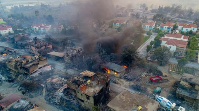 Manavgat'ta yangın felaketi! 3 kişi hayatını kaybetti