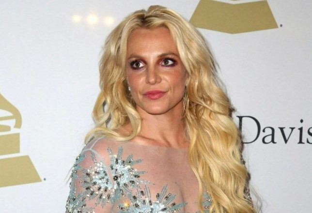 Britney Spears'in babası vasilikten çekiliyor
