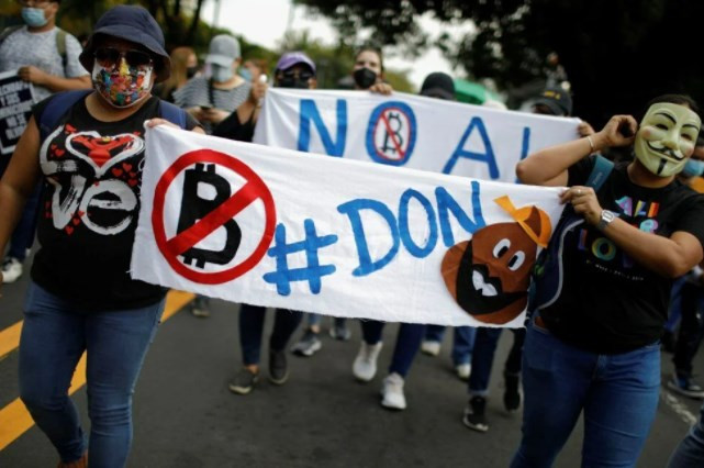 Bitcoin, El Salvador'da binlerce kişi tarafından protesto edildi