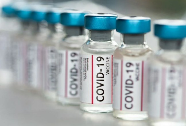 Dünyada ilk: 'Varyant geçirmez' Kovid aşısı denemeleri başladı