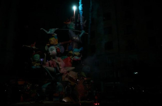 Avrupa'nın en ateşli festivali 'Las Fallas'