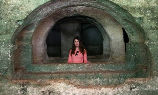 Bin esire yaptırılan 'Titus Tüneli'ne turist akını
