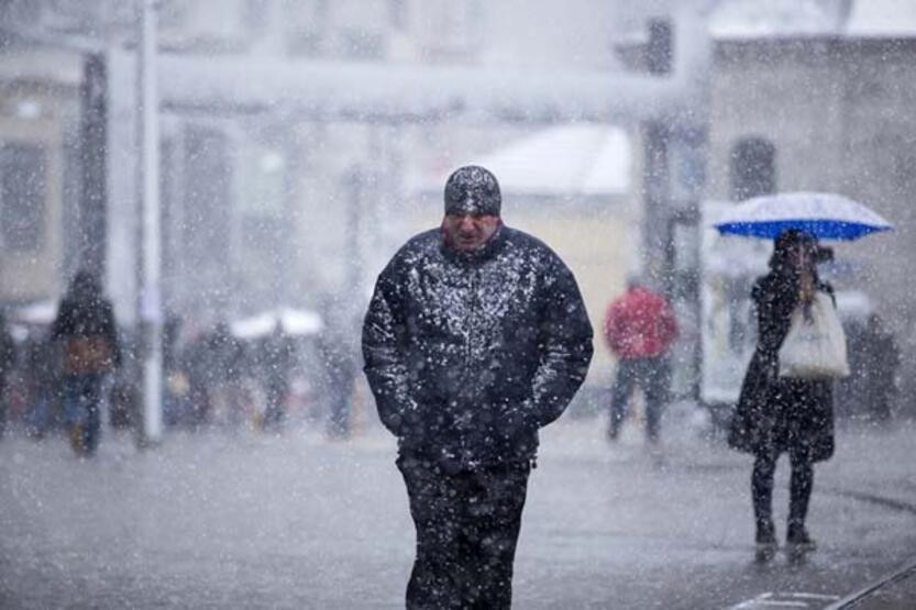 İstanbul için kar uyarısı: Cuma akşamından gelecek...