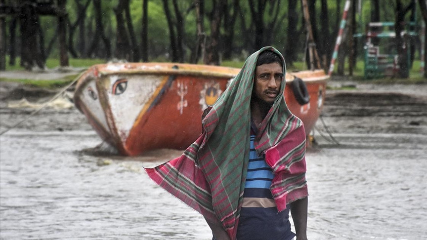 Bangladeş'te Sitrang Kasırgası için tahliye kararı