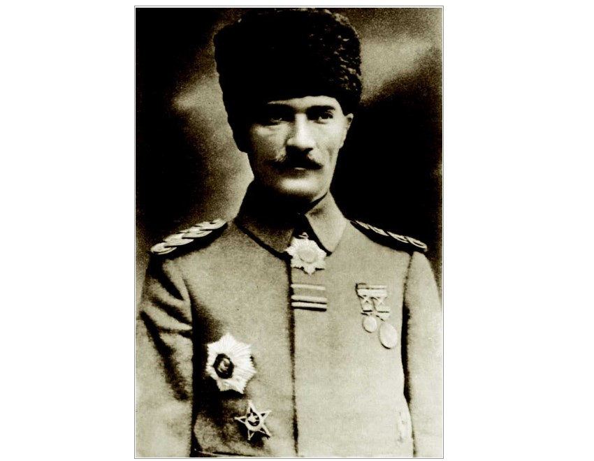 İşte, doğumundan vefatına Ulu Önder Atatürk!