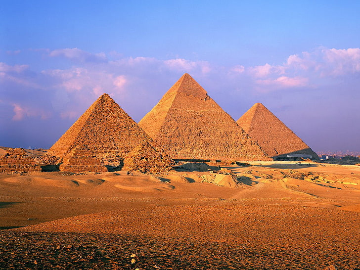 Mısır'da büyük keşif: Yüzlerce mumya ve yeni piramit!