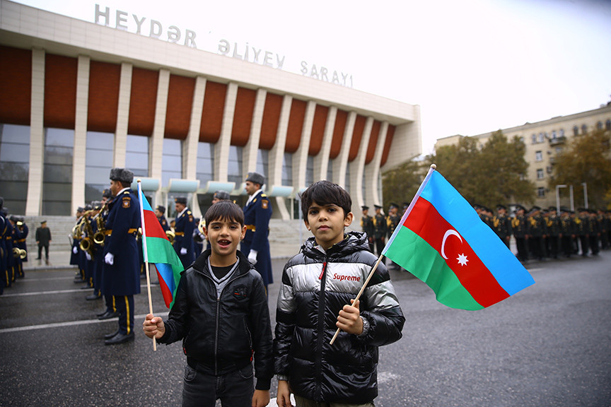 Azerbaycan'da Karabağ Zaferi'nin yıldönümü kutlanıyor